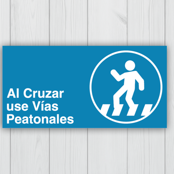al cruzar use vías peatonales